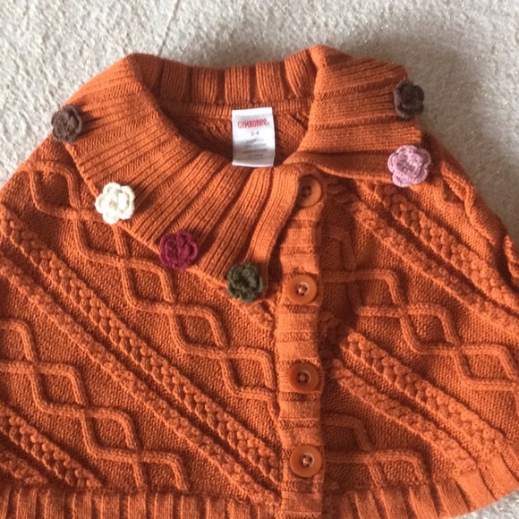 Cape Set - Picture 6 of 6